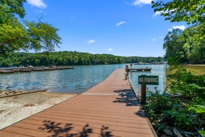 Waterfront at the Vineyards on Lake Wylie Community. New Homes in Charlotte, NC