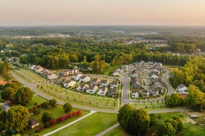 Mayes Hall Community. Mayes Hall New Homes in Davidson, NC