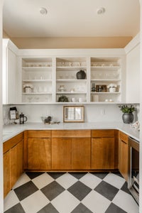 Butler's Pantry. New Homes in York, PA