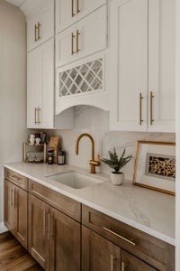 Butler's Pantry. Mechanicsburg, PA New Home
