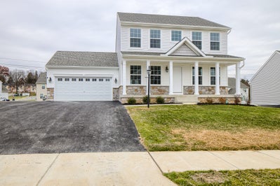 Traditional. Marshall Home with 3 Bedrooms