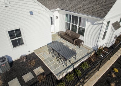 Patio. Maplewood Home with 3 Bedrooms
