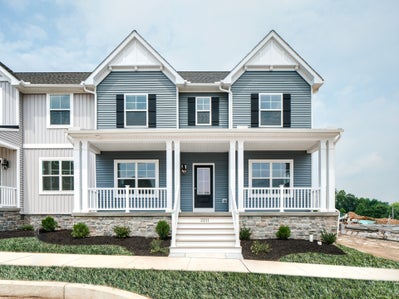 Traditional. Maplewood Home with 3 Bedrooms