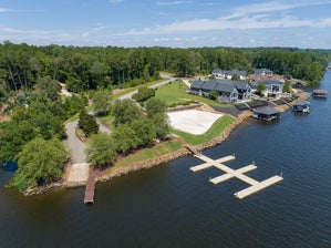 Edgewater on Lake Tillary Community. Norwood, NC New Homes