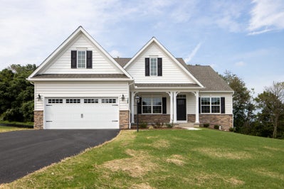 Traditional. Arcadia Home with 3 Bedrooms