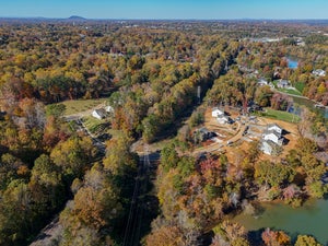 Lakestone Cove community. New Homes in Belmont, NC