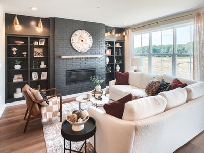 Family Room. 6 Tilghman Trail, Mechanicsburg, PA