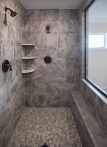 Venetian Bath. Lititz, PA New Home