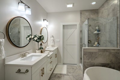 Serenity Bath. New Home in Lancaster, PA
