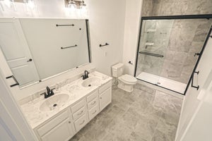 Owner's Bath. Wyndhurst Manor New Homes in Harrisburg, PA