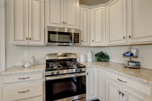 Classic Kitchen. Apple Creek Farms New Homes in Harrisburg, PA
