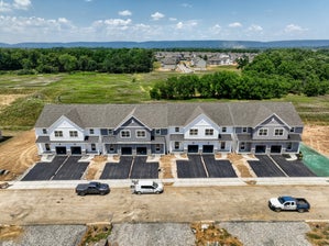 Spring Creek Farm Townhomes. Spring Creek Farm Townhomes New Homes in Mechanicsburg, PA