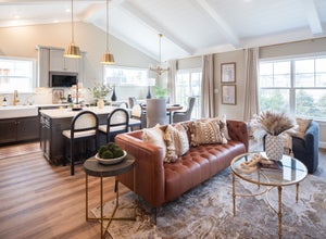 Family Room and Classic Kitchen. New Homes in Lancaster, PA