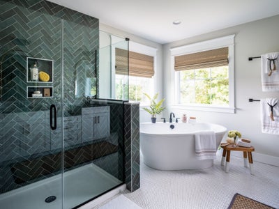 Serenity Bath. 3,651sf New Home in York, PA