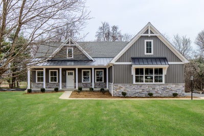 Farmhouse. 1,982sf New Home